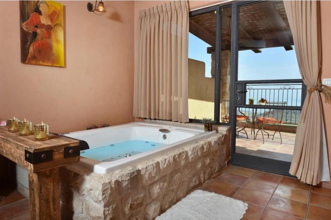 קאמי מלון בוטיק Safed Exterior foto
